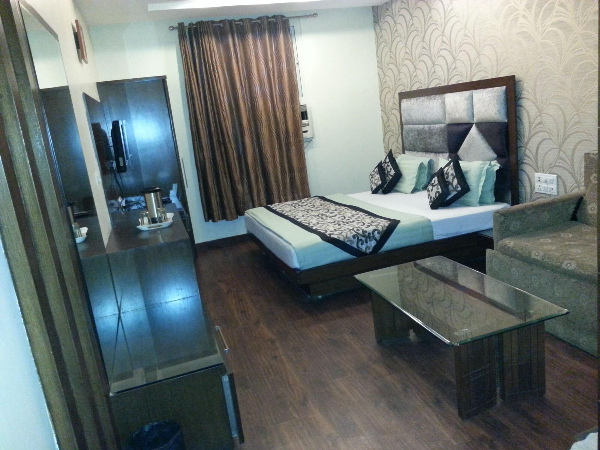 Hotel Vanson Villa - Near Connaught Place Nueva Delhi Exterior foto