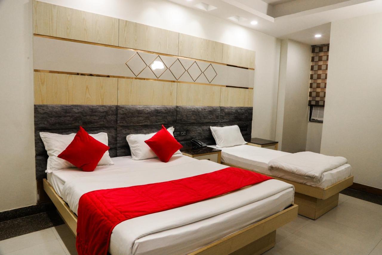 Hotel Vanson Villa - Near Connaught Place Nueva Delhi Exterior foto