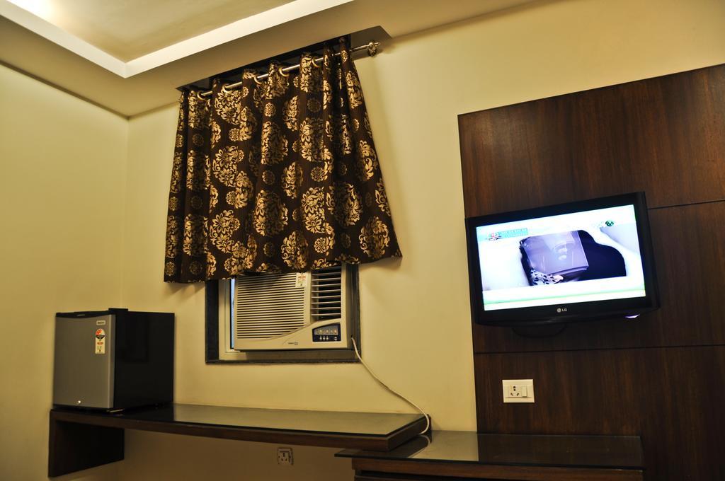 Hotel Vanson Villa - Near Connaught Place Nueva Delhi Exterior foto